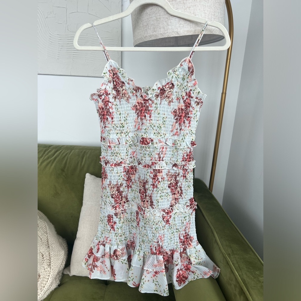 Cute ZARA mini floral dress with ruffles
